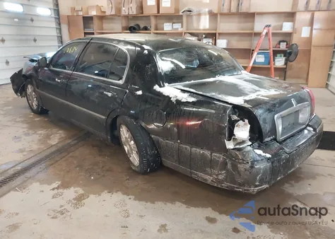 2011 Lincoln Town Car Executive L из США, поврежденный, VIN 2LNBL8EV9BX763072